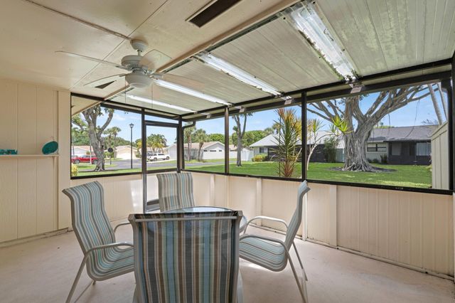 9 Danby Place, Boynton Beach, FL 33426