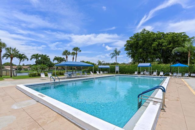 9 Danby Place, Boynton Beach, FL 33426
