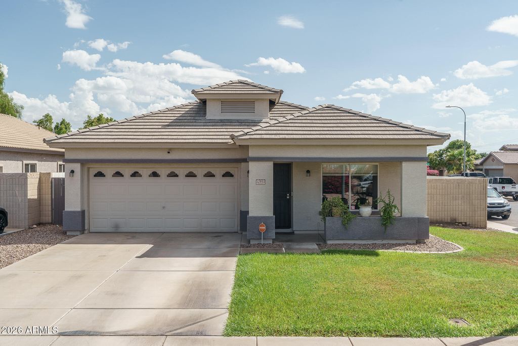 12553 W WASHINGTON Street, Avondale, AZ 85323 — exterior