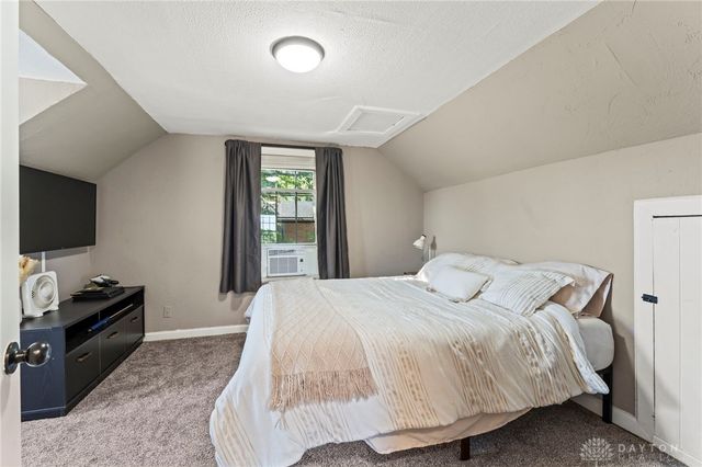 1121 Lexington Avenue, Fairborn, OH 45324