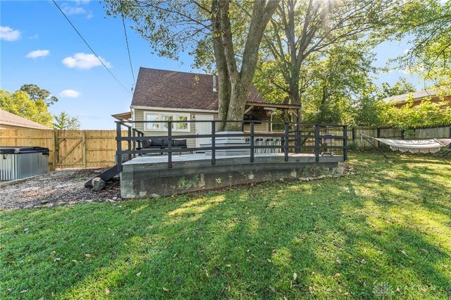 1121 Lexington Avenue, Fairborn, OH 45324