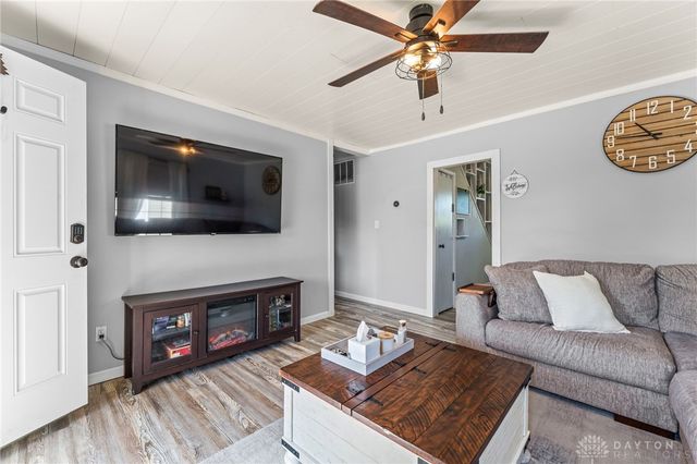 1121 Lexington Avenue, Fairborn, OH 45324