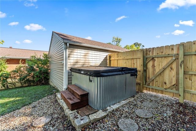 1121 Lexington Avenue, Fairborn, OH 45324