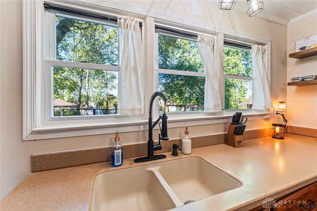 1121 Lexington Avenue, Fairborn, OH 45324