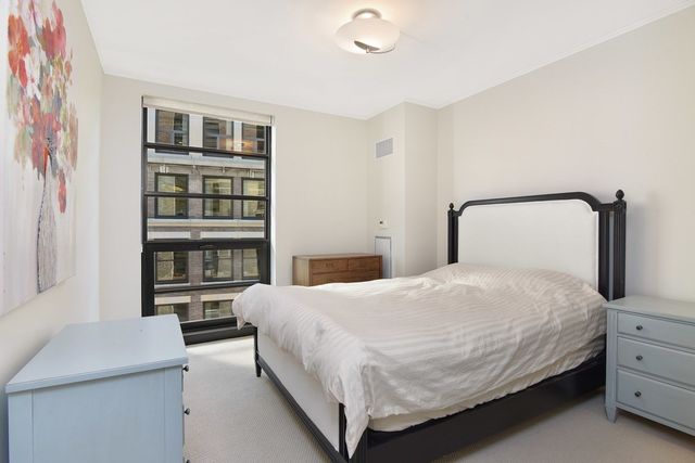 580 Washington 902, Boston, MA 02111