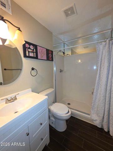 5719 N 44th Lane, Glendale, AZ 85301