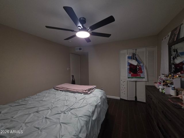 5719 N 44th Lane, Glendale, AZ 85301