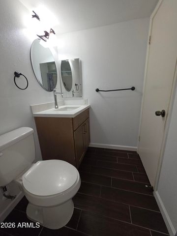 5719 N 44th Lane, Glendale, AZ 85301