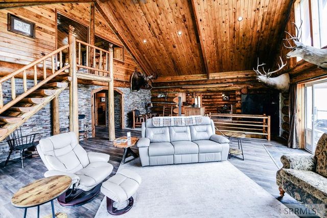 59 Savage Ranch Road, Salmon, ID 83467