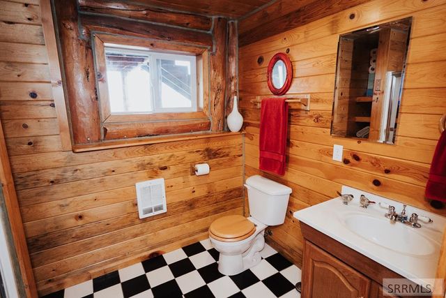 59 Savage Ranch Road, Salmon, ID 83467