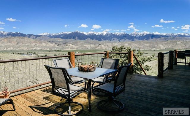 59 Savage Ranch Road, Salmon, ID 83467