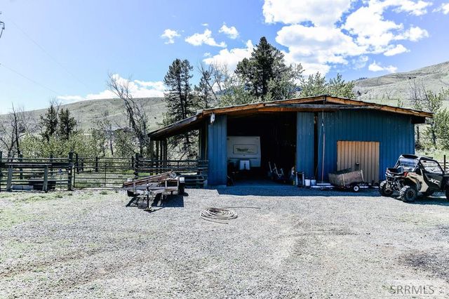 59 Savage Ranch Road, Salmon, ID 83467