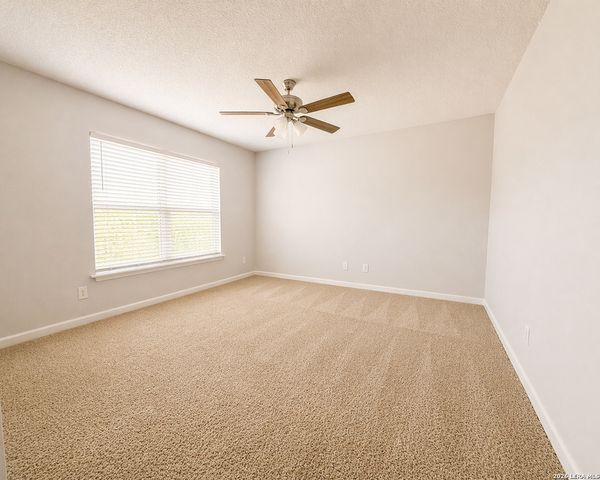 11418 FORT WYNE DR, San Antonio, TX 78245