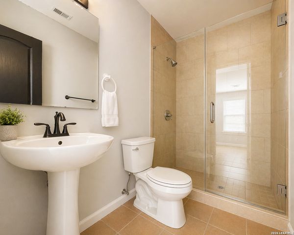 11418 FORT WYNE DR, San Antonio, TX 78245