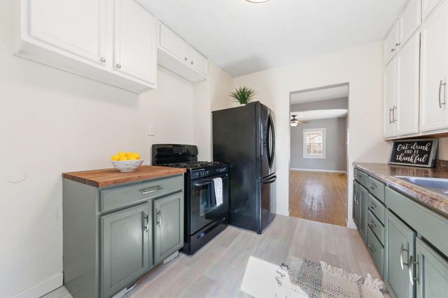 8782 210th Street W, Lakeville, MN 55044