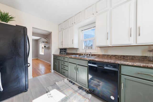 8782 210th Street W, Lakeville, MN 55044