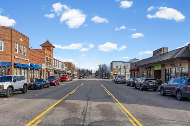 8782 210th Street W, Lakeville, MN 55044