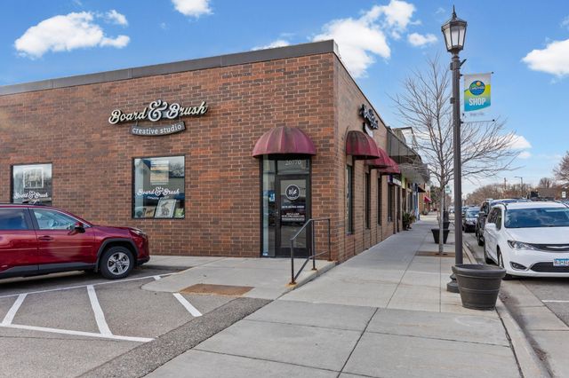 8782 210th Street W, Lakeville, MN 55044