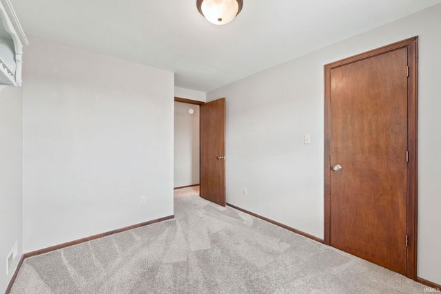 10501 Stellhorn Road, Fort Wayne, IN 46815