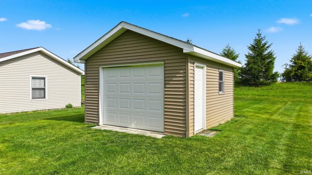 10501 Stellhorn Road, Fort Wayne, IN 46815