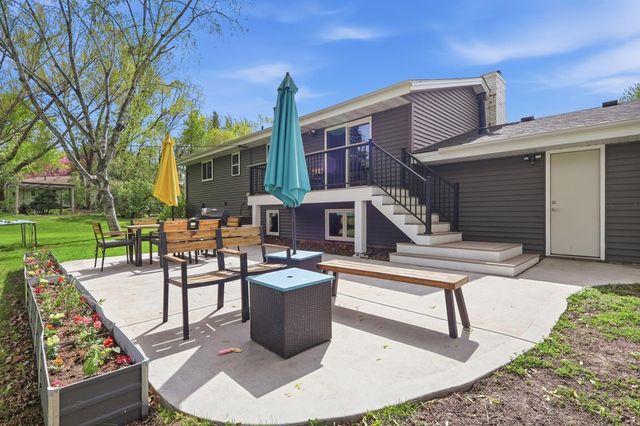 4440 Urbandale Court N, Plymouth, MN 55446
