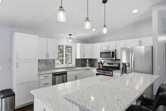 4440 Urbandale Court N, Plymouth, MN 55446