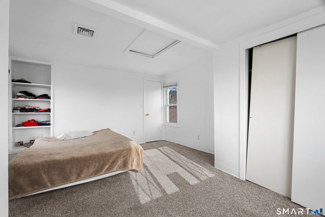 15 California Street, West Haven, CT 06516