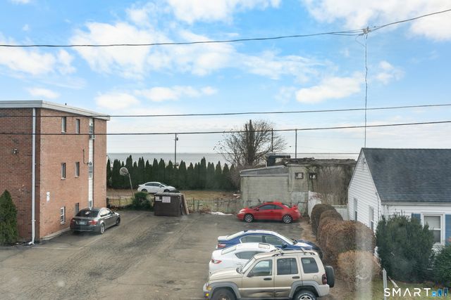 15 California Street, West Haven, CT 06516