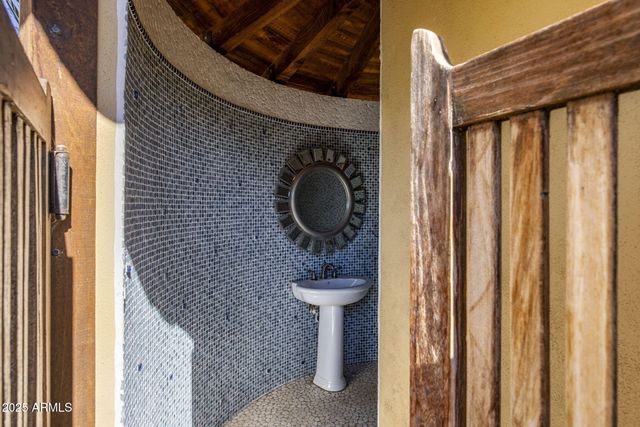 9222 E RIMROCK Drive, Scottsdale, AZ 85255