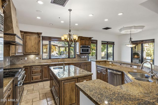 9222 E RIMROCK Drive, Scottsdale, AZ 85255