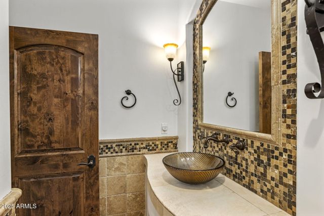 9222 E RIMROCK Drive, Scottsdale, AZ 85255