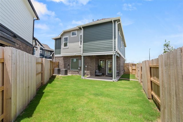 7639 Swooping Swallow Lane, Katy, TX 77493