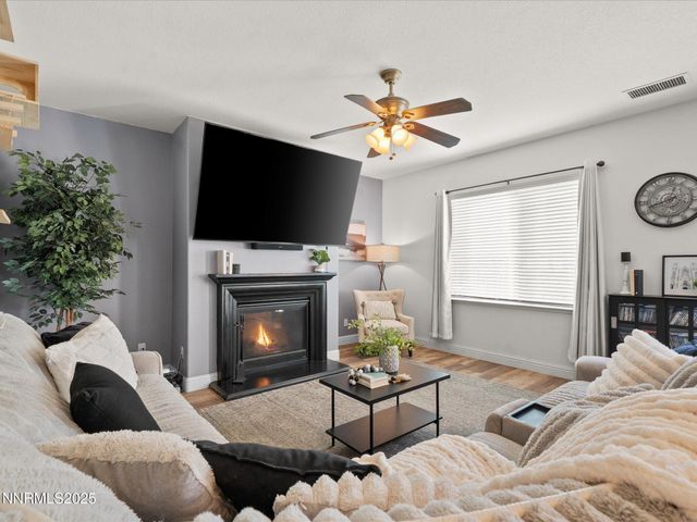 2135 Horse Prairie Road, Reno, NV 89521