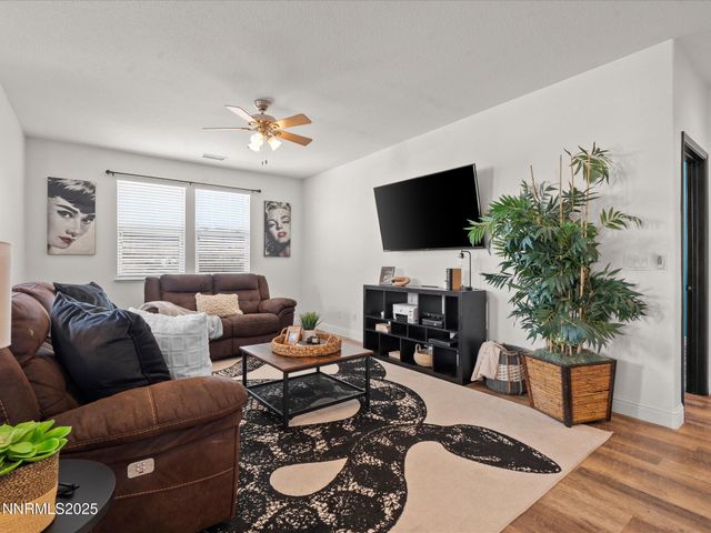 2135 Horse Prairie Road, Reno, NV 89521