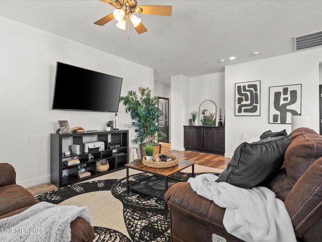 2135 Horse Prairie Road, Reno, NV 89521