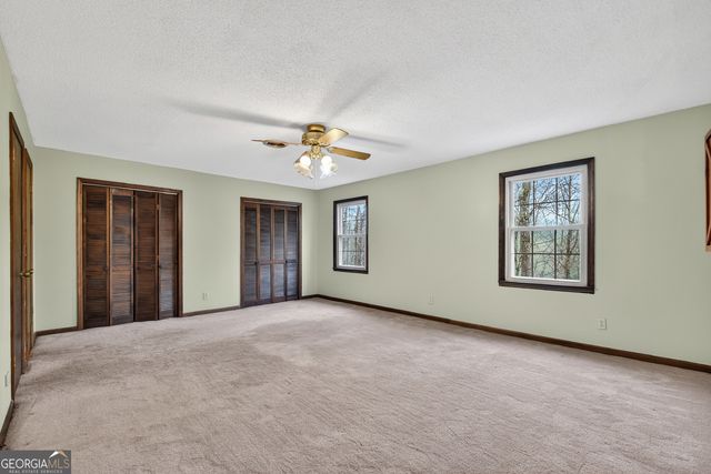 95 N Crestview Drive, Ellijay, GA 30540