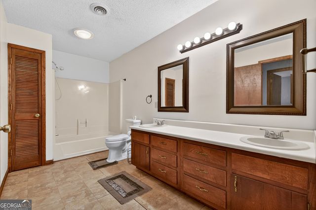 95 N Crestview Drive, Ellijay, GA 30540