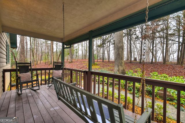 95 N Crestview Drive, Ellijay, GA 30540