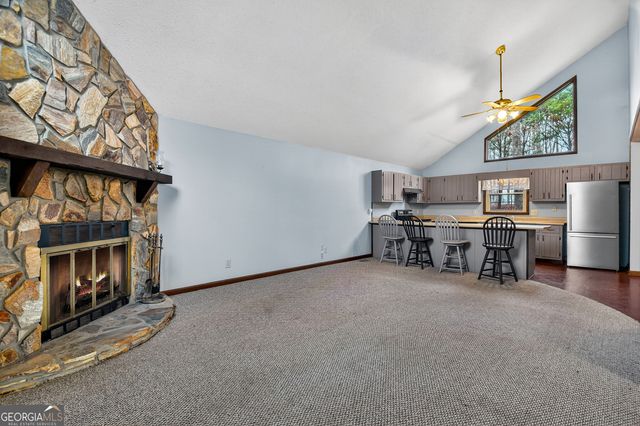 95 N Crestview Drive, Ellijay, GA 30540