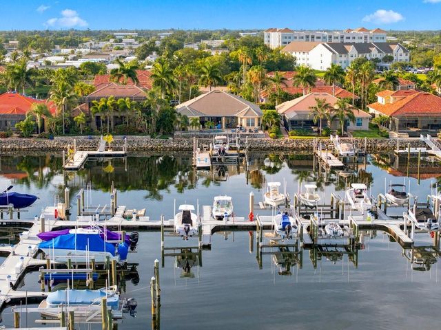 1110 3RD STREET E, Palmetto, FL 34221