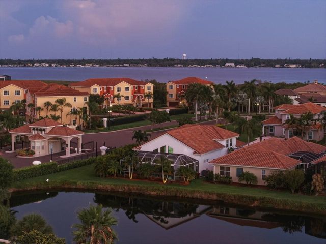 1110 3RD STREET E, Palmetto, FL 34221
