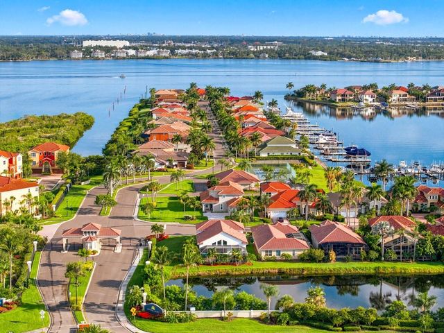 1110 3RD STREET E, Palmetto, FL 34221