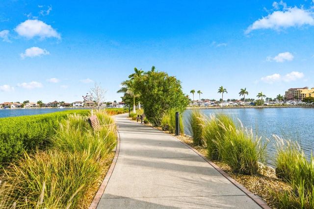 1110 3RD STREET E, Palmetto, FL 34221