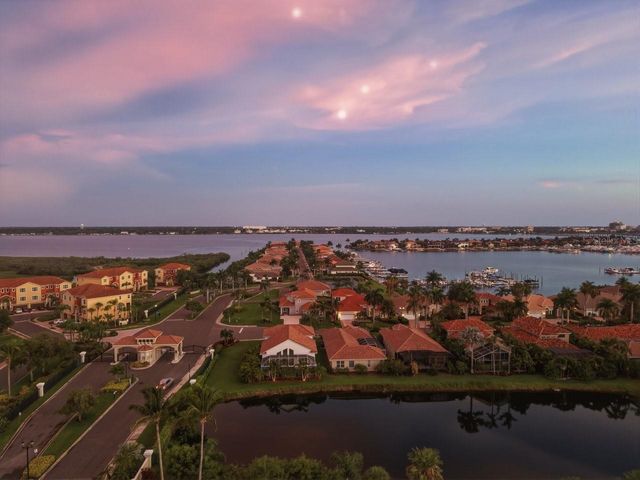 1110 3RD STREET E, Palmetto, FL 34221