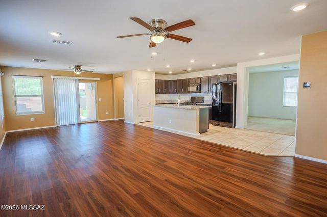 17169 S Emerald Vista Drive, Vail, AZ 85641