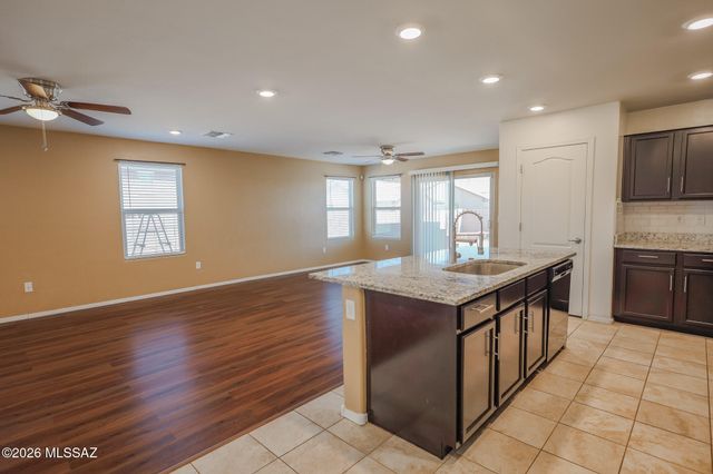 17169 S Emerald Vista Drive, Vail, AZ 85641