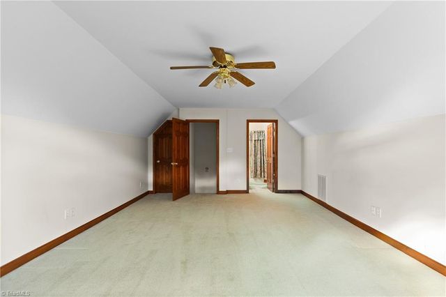 212 Knollcrest Drive, Pinnacle, NC 27043