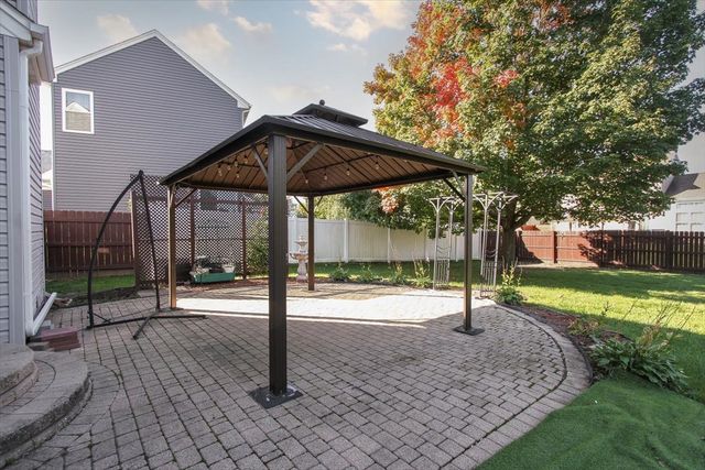 168 S OSAGE Court, Round Lake, IL 60073