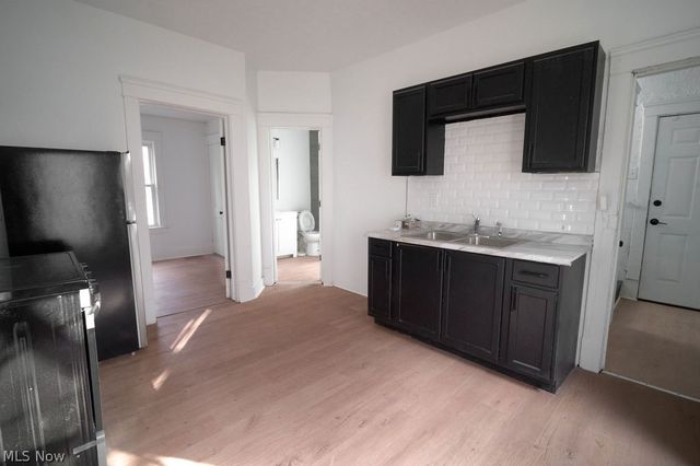 9714 Orleans Avenue, Cleveland, OH 44105