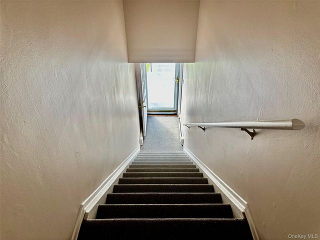 321 Titusville Road F102, Poughkeepsie, NY 12603